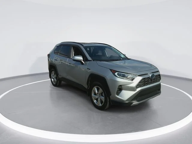 Used 2020 Silver Toyota Limited image 2