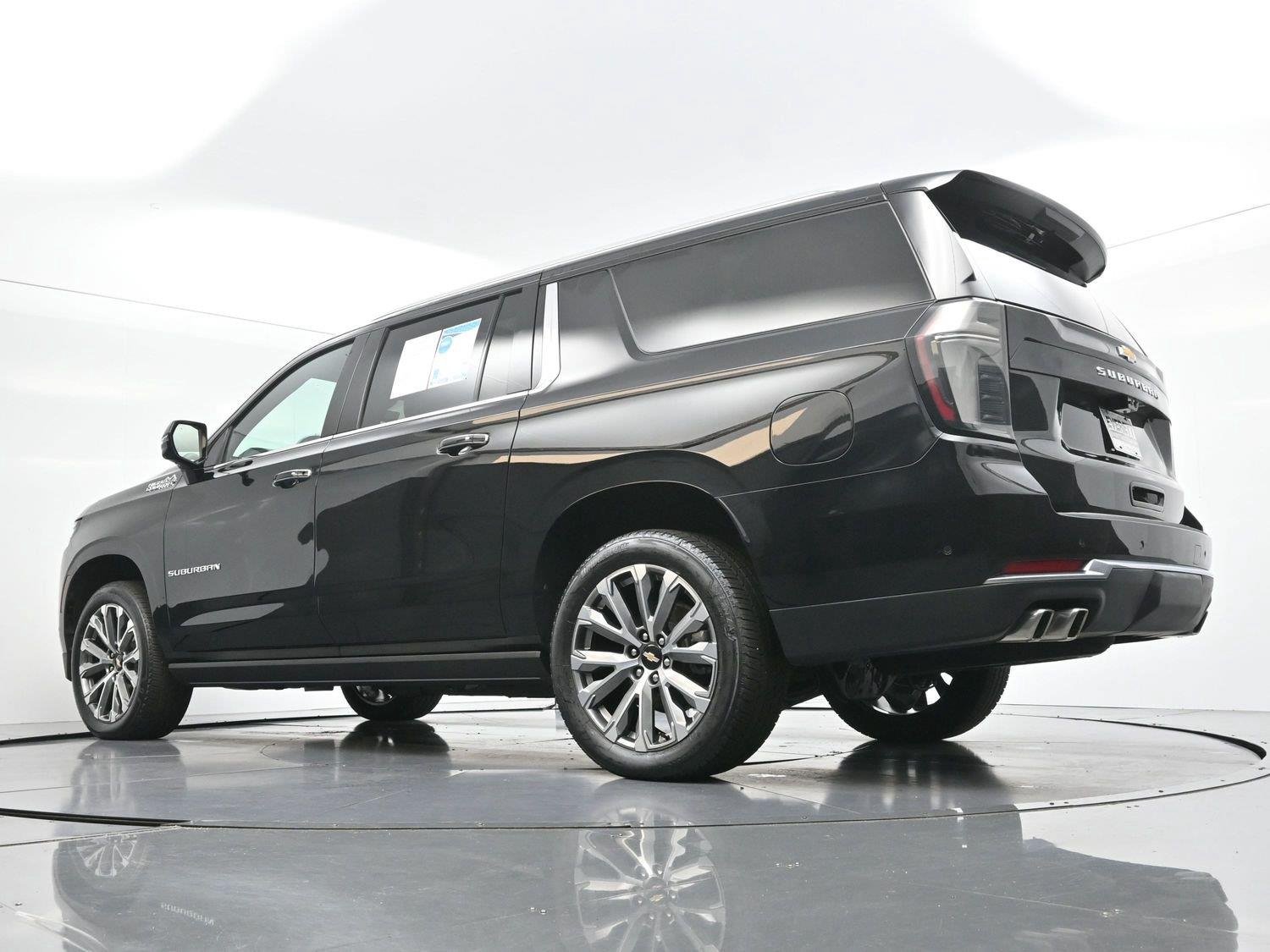 Used 2025 Black Chevrolet High Country image 58