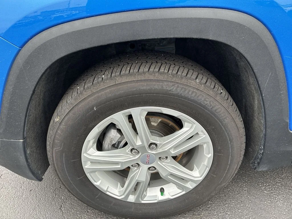 Used 2024 Blue GMC SLE image 10