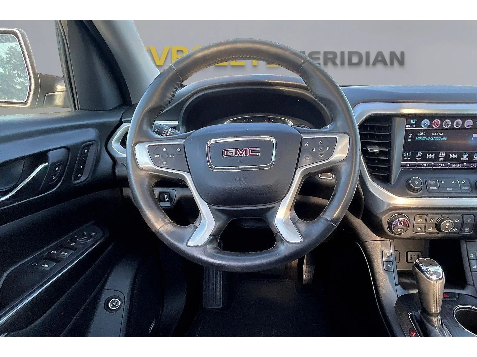 Used 2018 WHITE FROST TRICOAT GMC SLT image 5