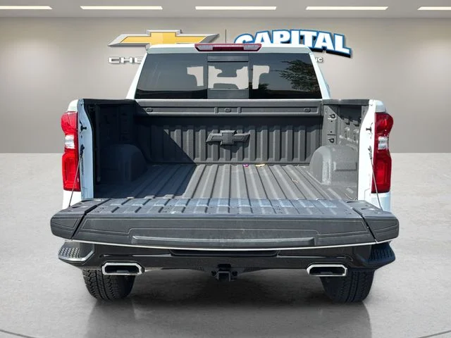 Used 2025 White Chevrolet LT Trail Boss image 32