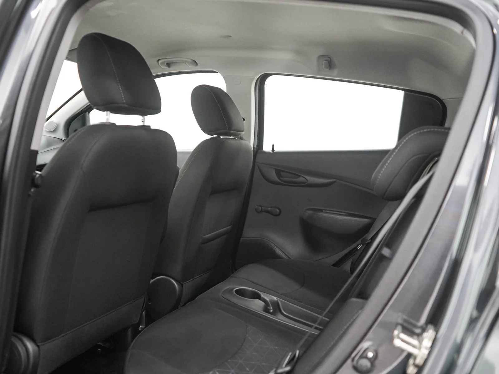 Used 2020 (Metallic paint.) Chevrolet LS image 15