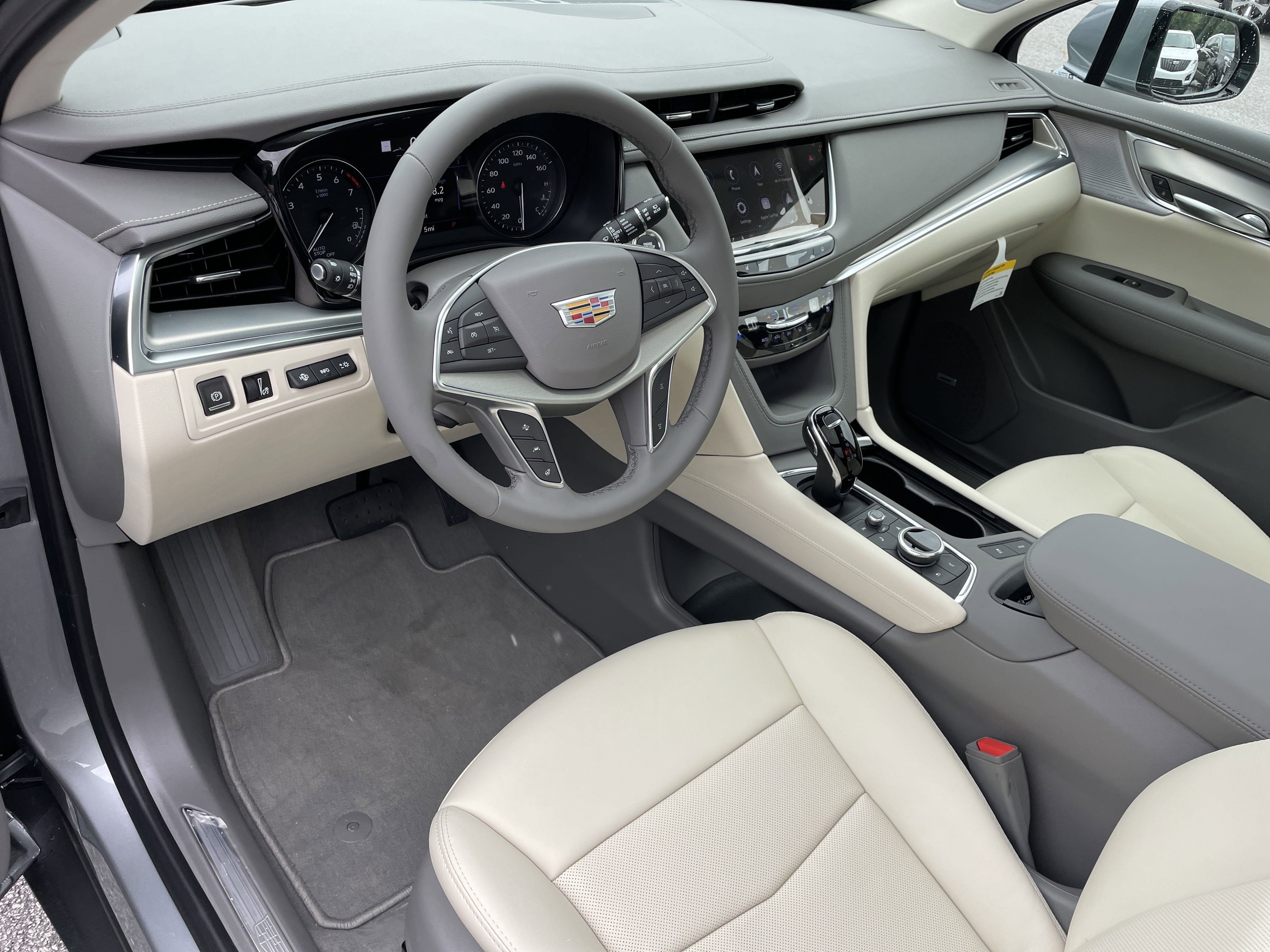 2025 Cadillac XT5 Premium Luxury - Photo 11