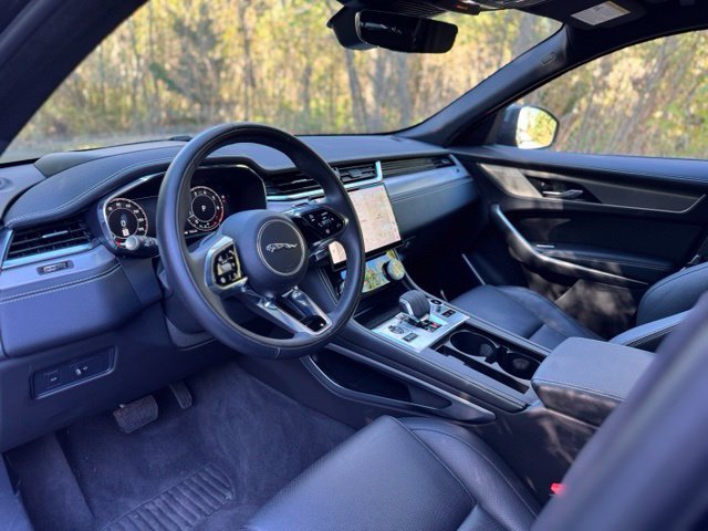 New 2026 Santorini Black Jaguar P250 R-Dynamic S image 9