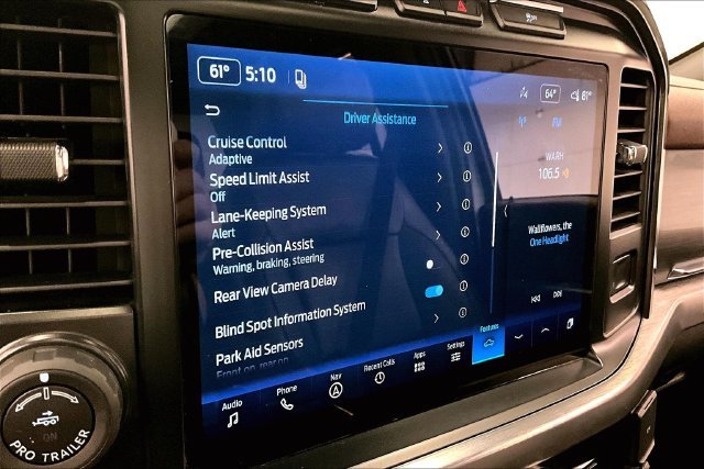 Used 2022 Oxford White Ford Lariat image 37