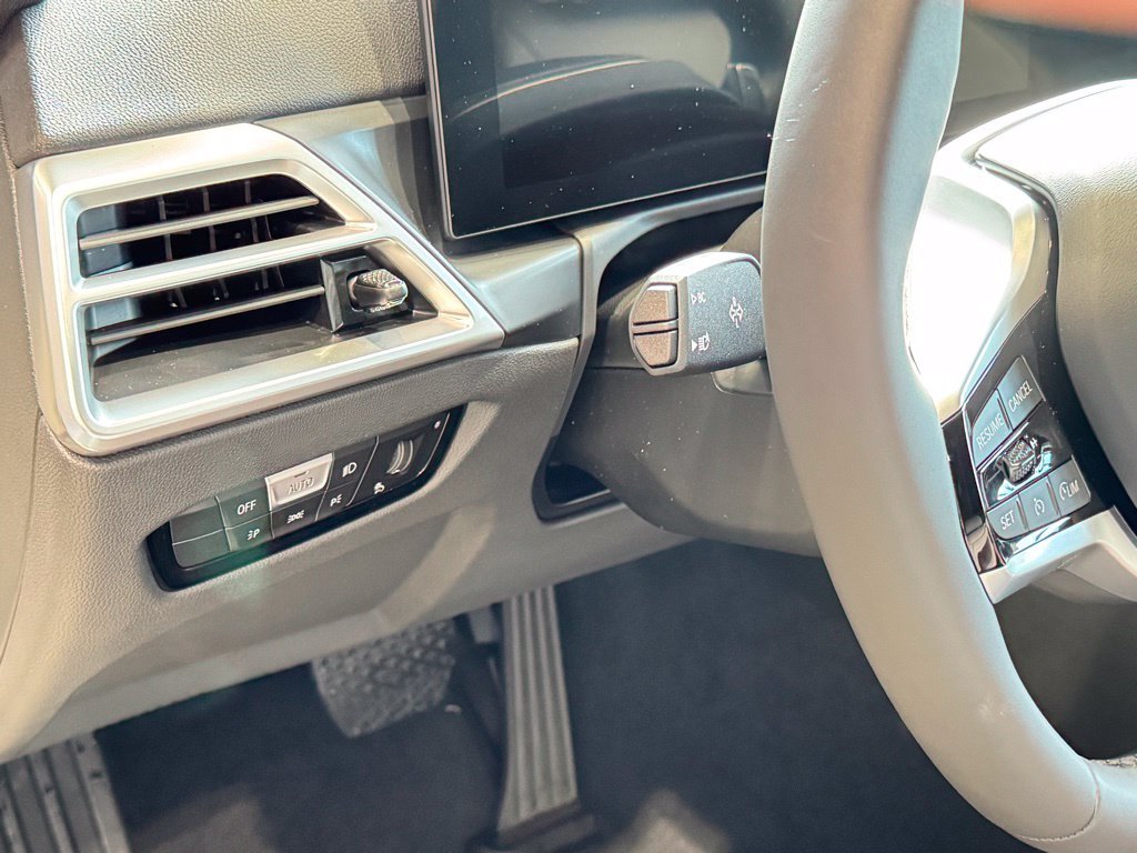 New 2026 White BMW 330i xDrive image 13
