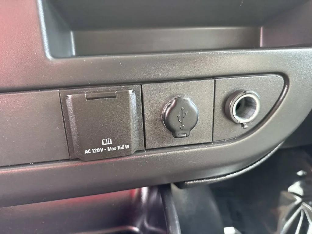 Used 2016 White Chevrolet LT image 27