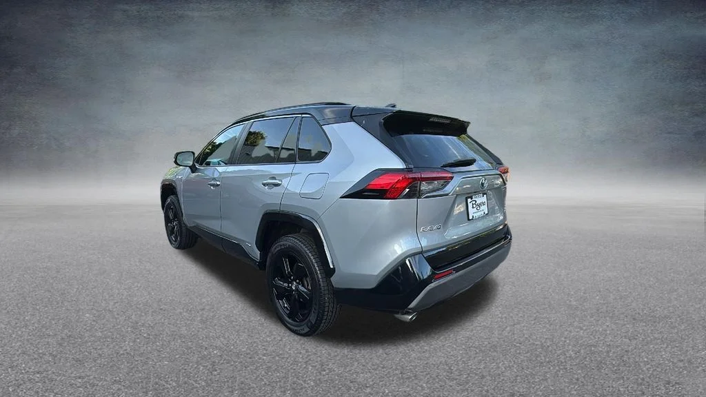 Used 2019 Silver Toyota XSE image 28