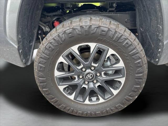 Certified Used 2026 MAGNETIC GRAY MET. Toyota  image 36