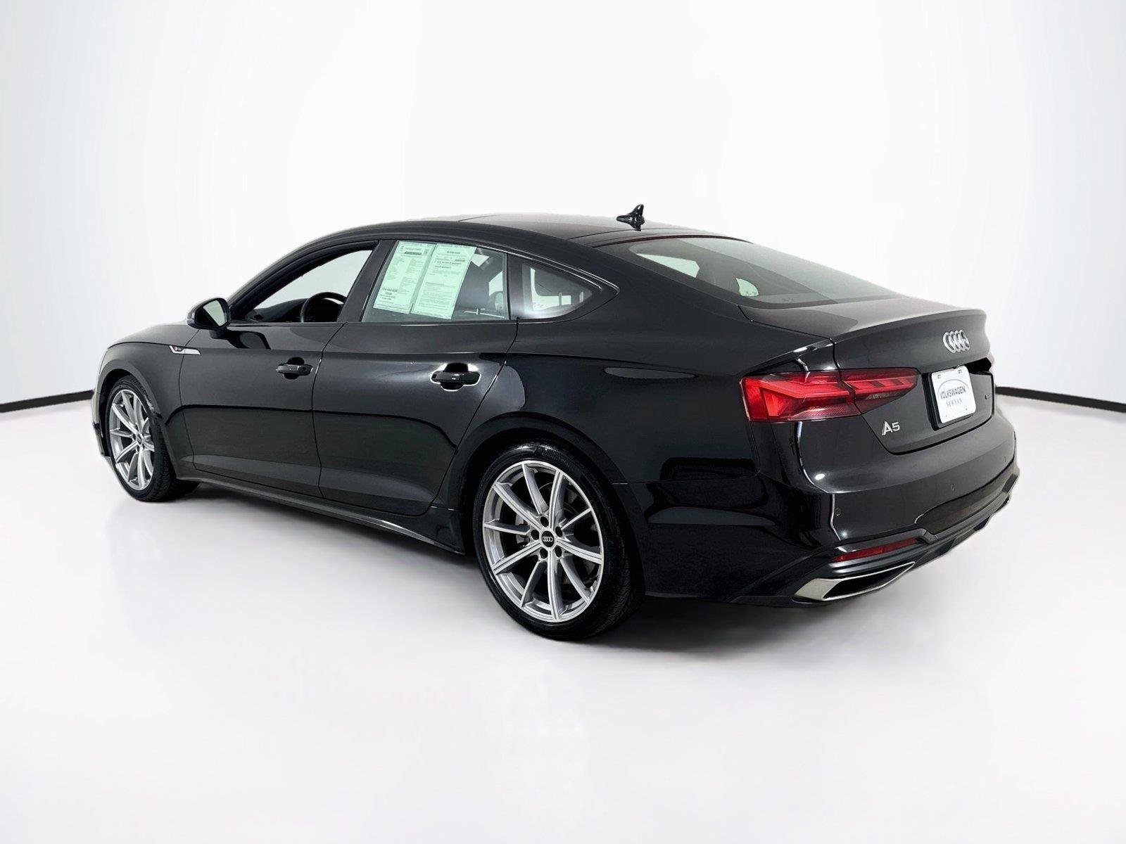 Used 2025 Mythos Black Metallic Audi S line Premium image 7