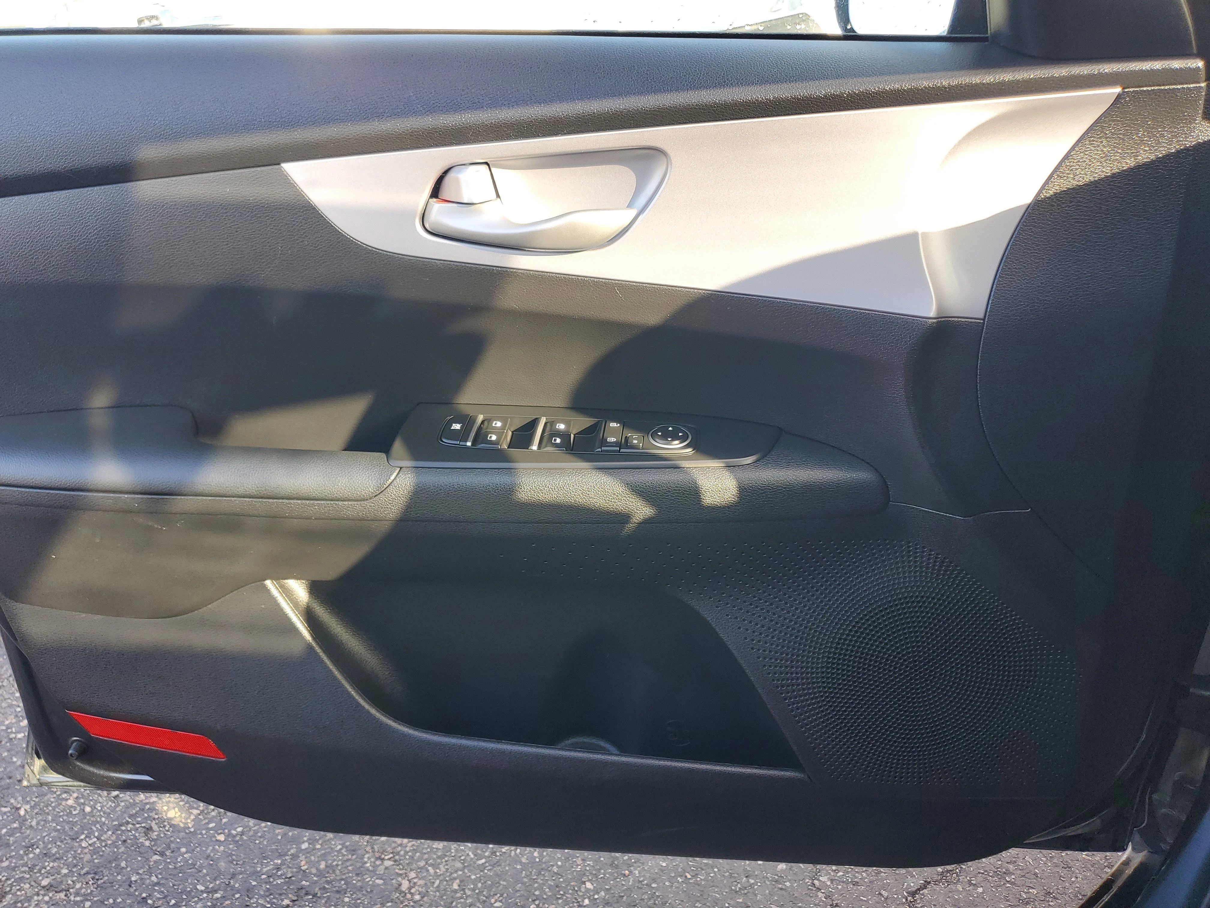 Certified Used 2024 Gray Kia LXS image 25