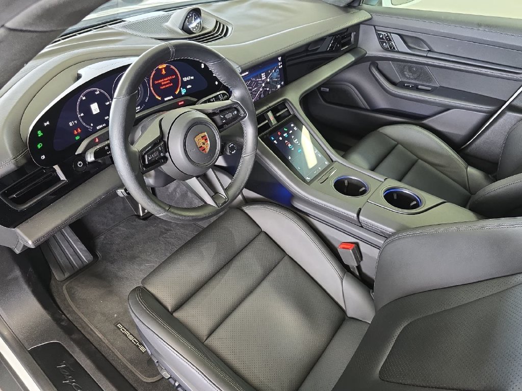 Certified Used 2020 White Porsche Turbo image 4