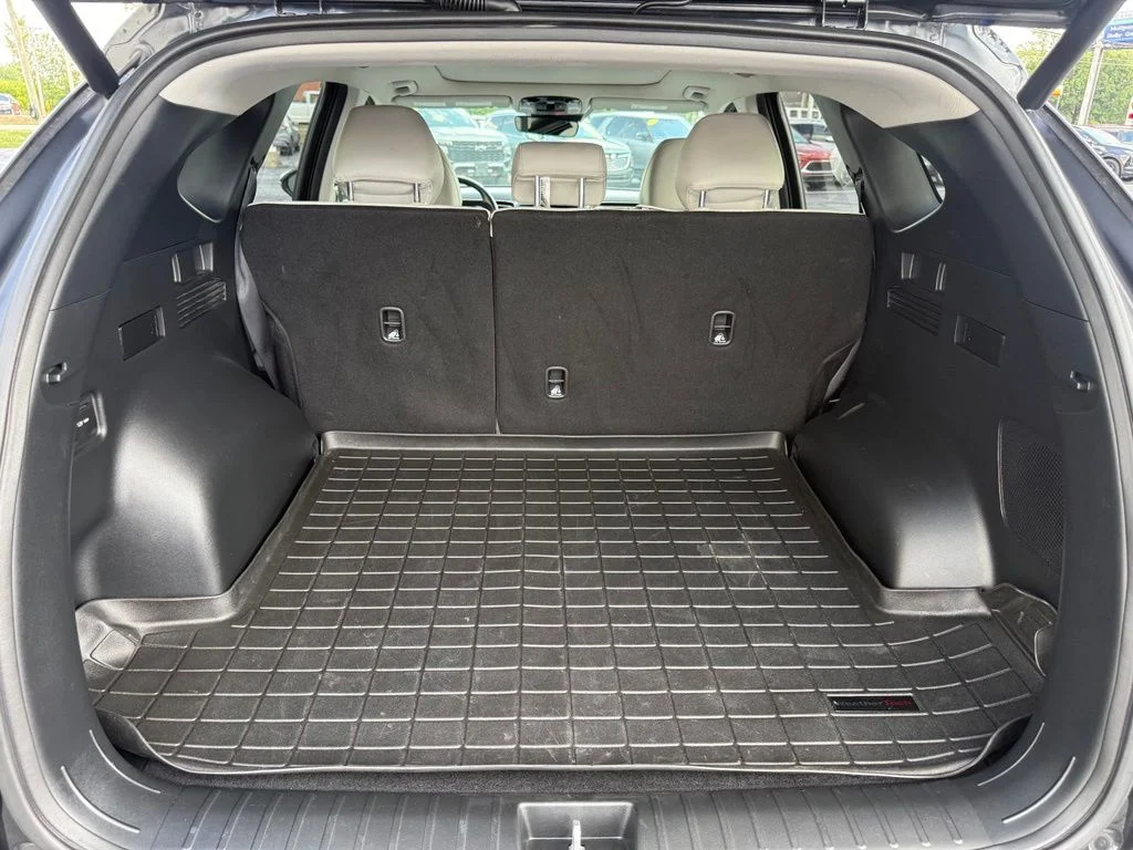 Used 2024 Black Hyundai Limited image 8