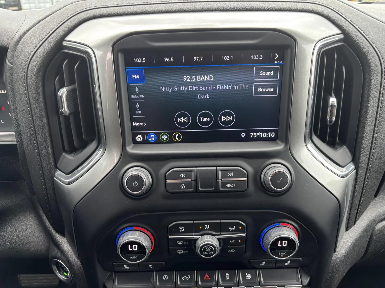 Used 2021 SUMMIT WHITE Chevrolet RST image 12