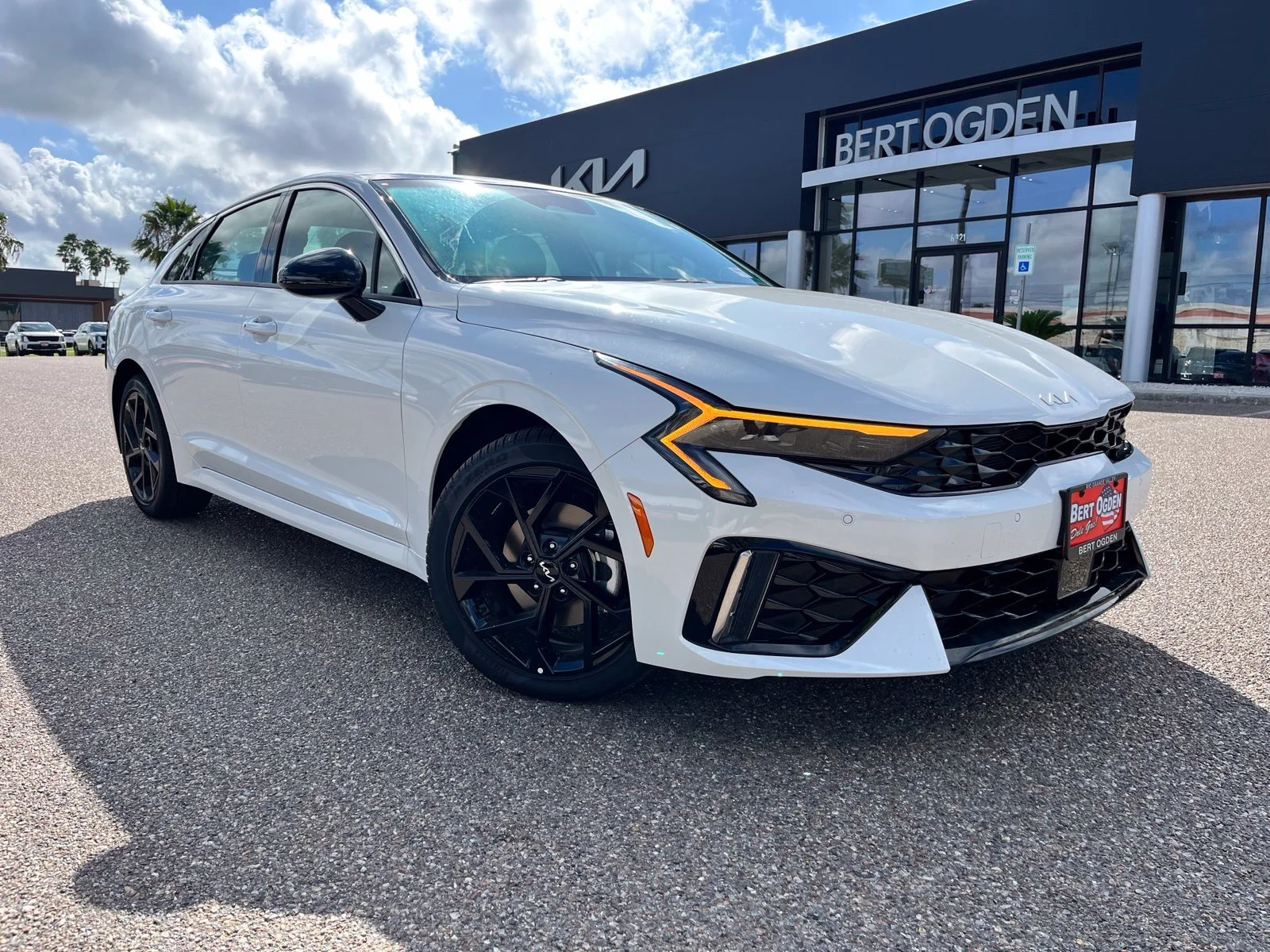 New 2026 White Kia GT-Line image 1