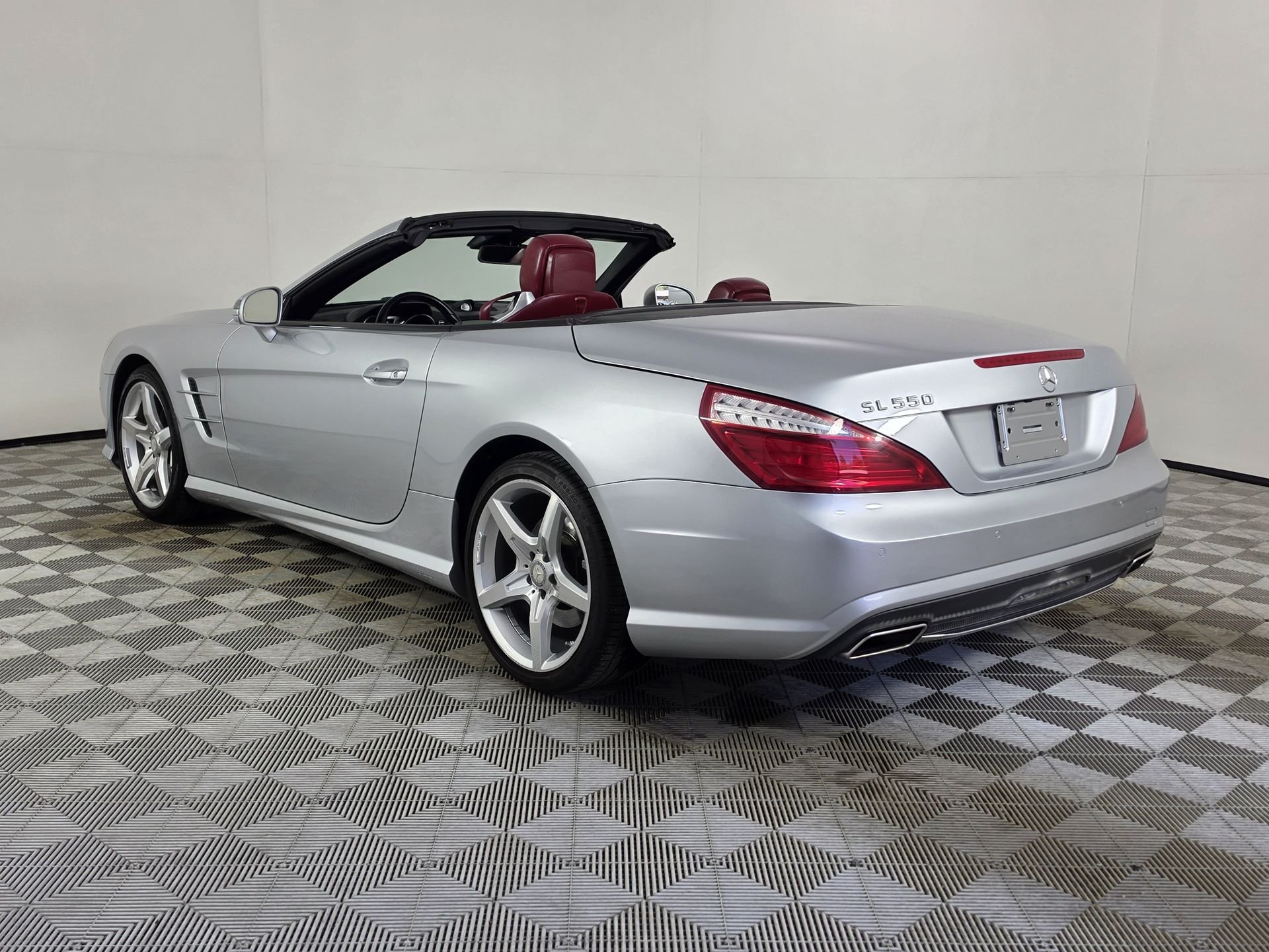 2013 Mercedes-Benz SL-Class SL550 - Photo 29