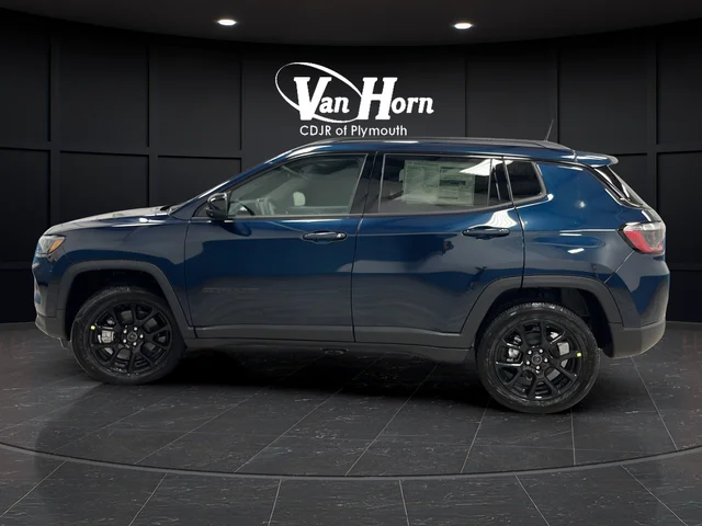 New 2026 Fathom Blue Pearl Coat Jeep Latitude image 4