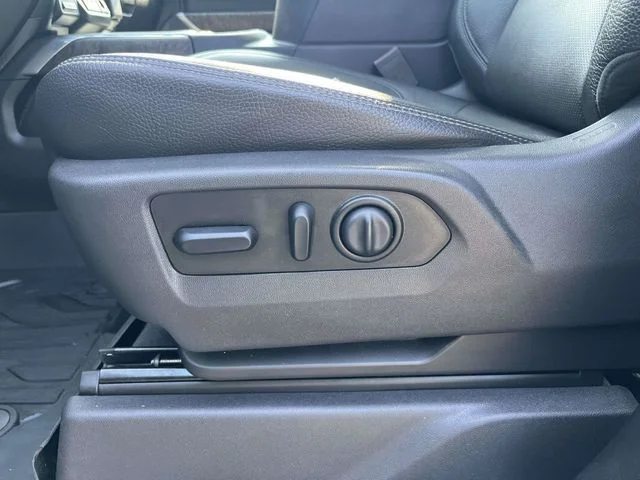 Certified Used 2019 White Frost Tri-Coat GMC Denali image 22