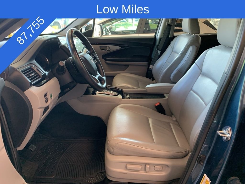 2020 Honda Pilot Touring - Photo 2