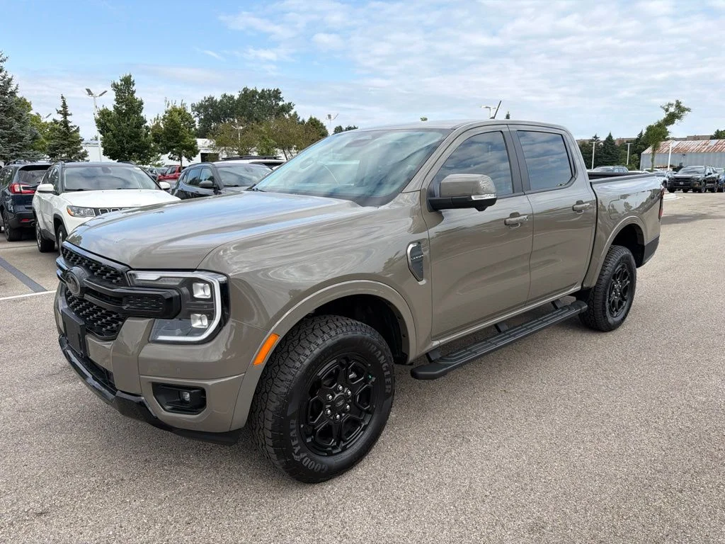 Used 2025 Gray Ford Lariat image 2