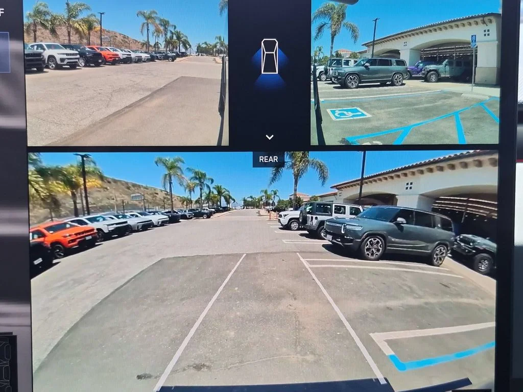 Used 2025  Tesla Long Range image 22