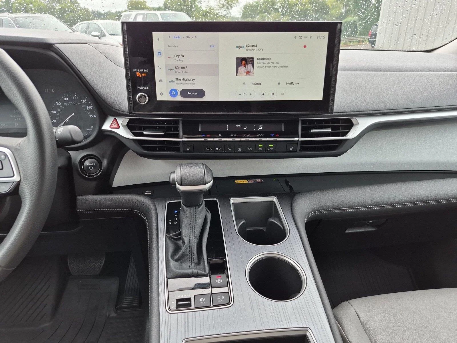 Used 2025 Wind Chill Pearl Toyota XLE image 26