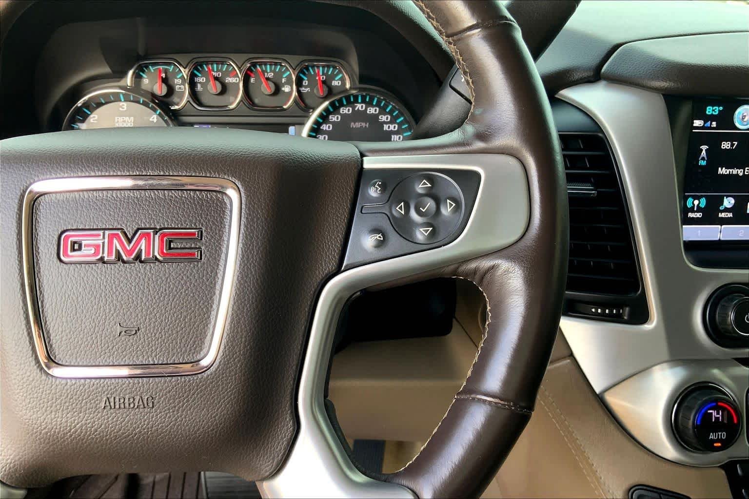 Used 2018 White Frost Tricoat GMC SLT image 25