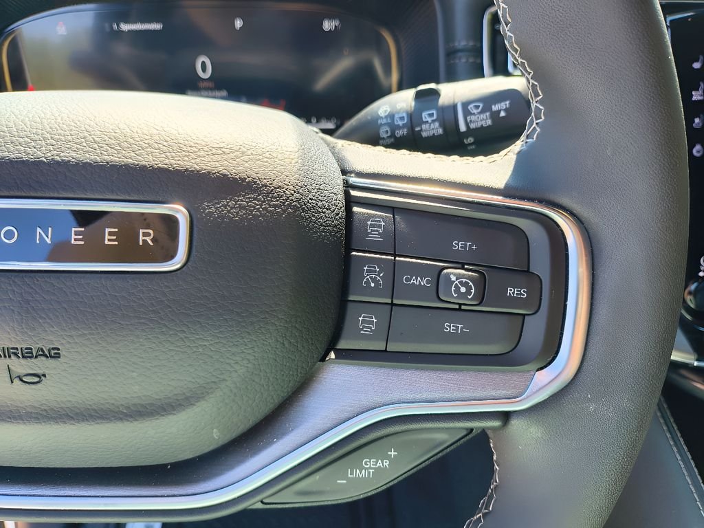 2024 Jeep Wagoneer Series II - Photo 23