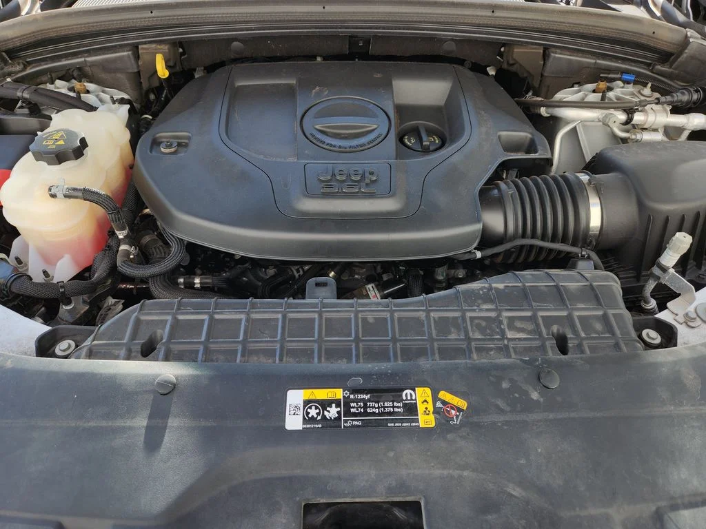 Used 2022 Silver Zynith Jeep Overland image 35
