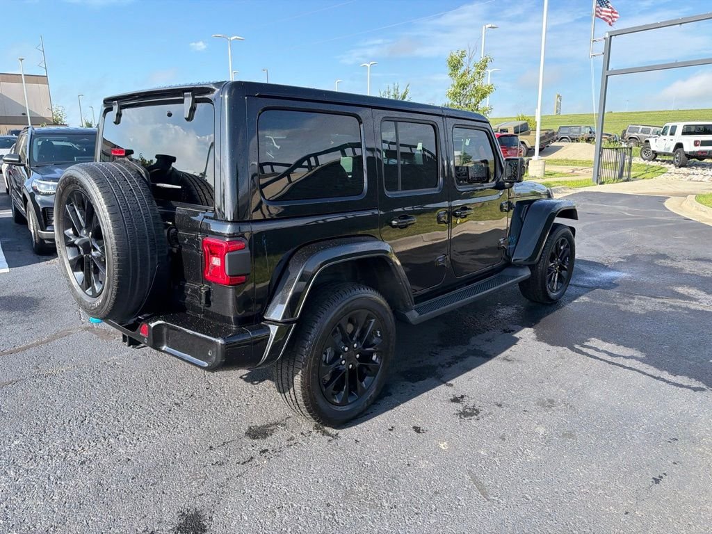 Used 2021 Black Jeep Unlimited Sahara 4xe image 7