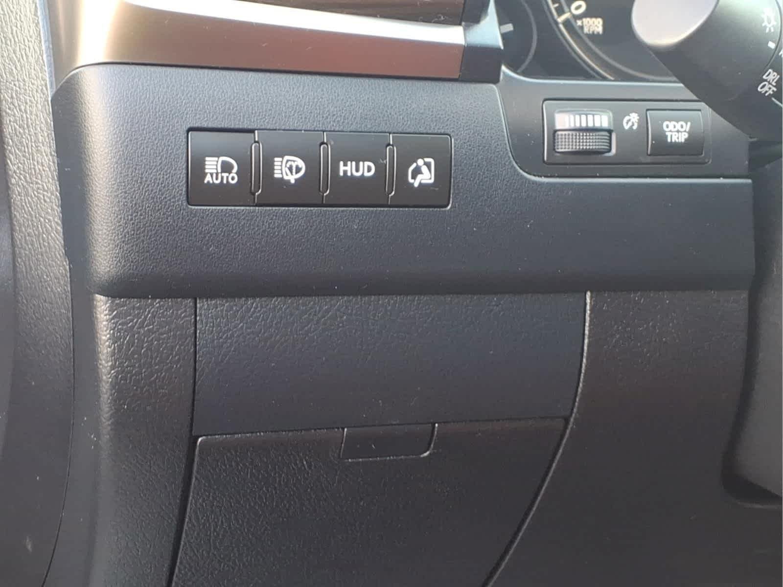 Used 2019 Atomic Silver Lexus  image 13