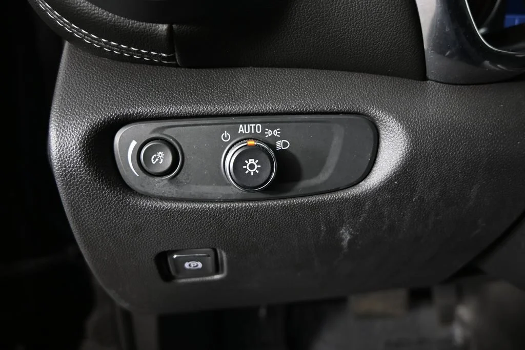 Used 2024 Black Chevrolet 2LT image 23