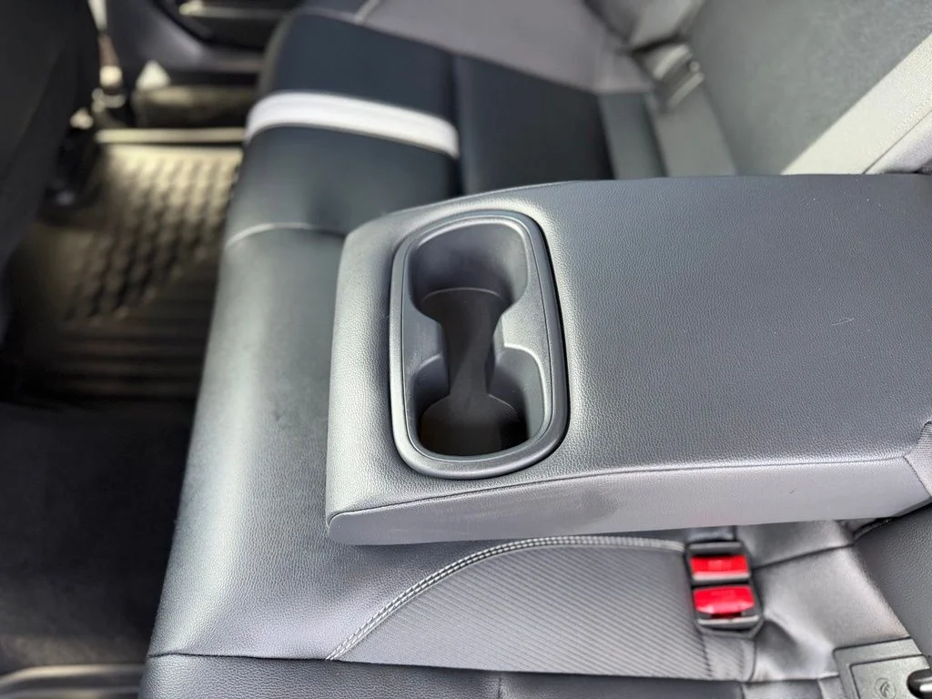 Used 2025  Toyota SE image 7