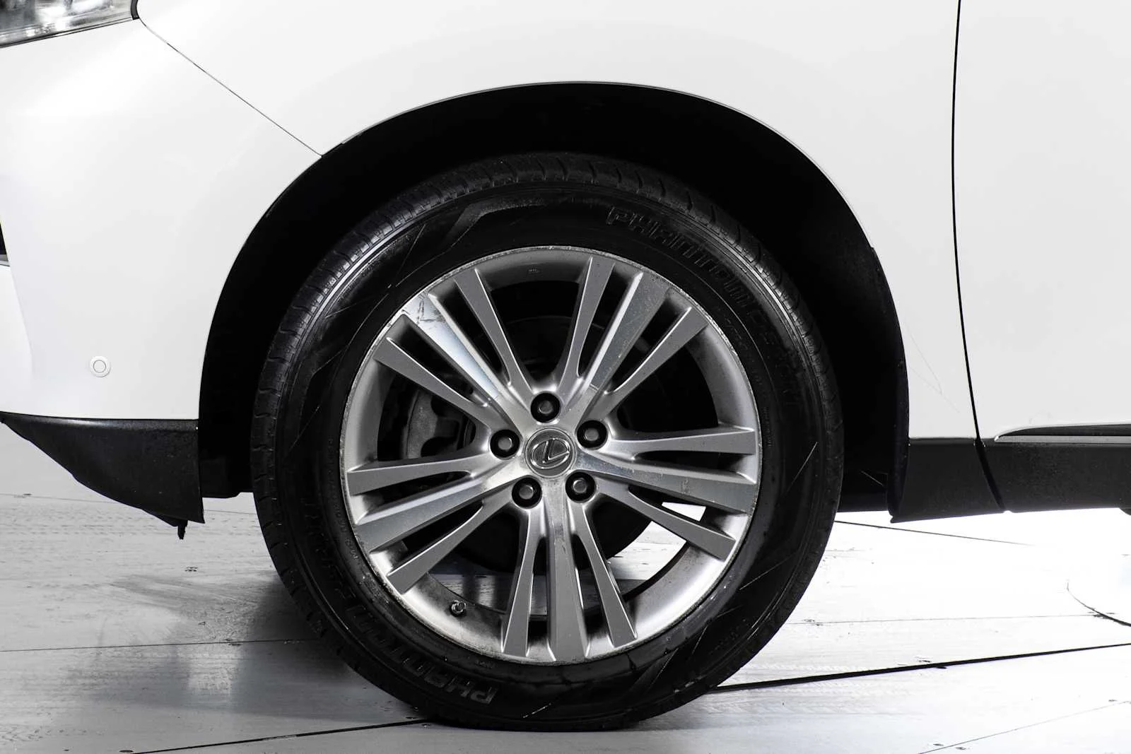 Used 2015 Starfire Pearl Lexus  image 12
