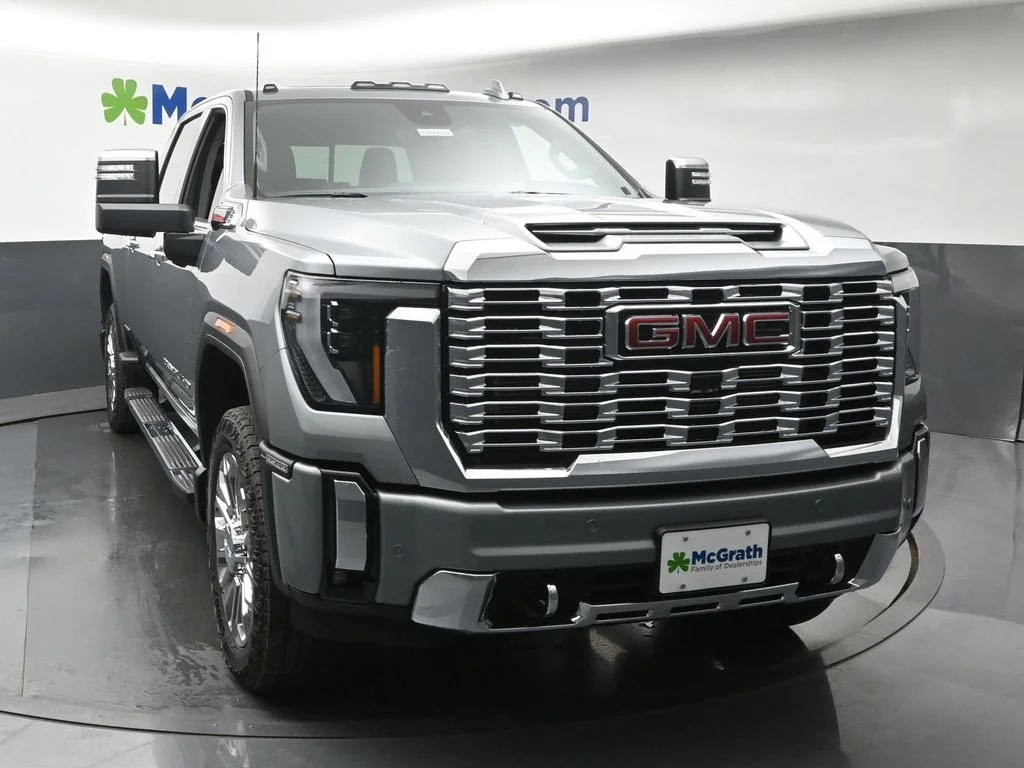 New 2026 Silver GMC Denali image 5