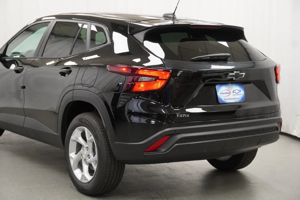 New 2026 Mosaic Black Metallic Chevrolet LS image 17