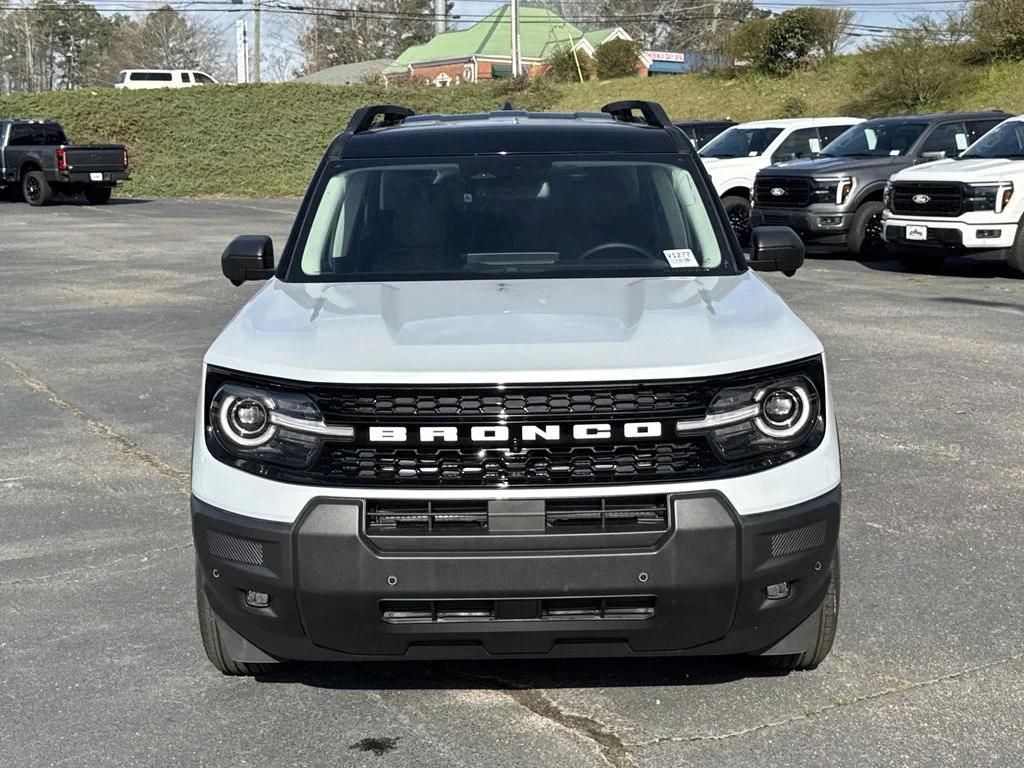 New 2026 White Ford Outer Banks image 2