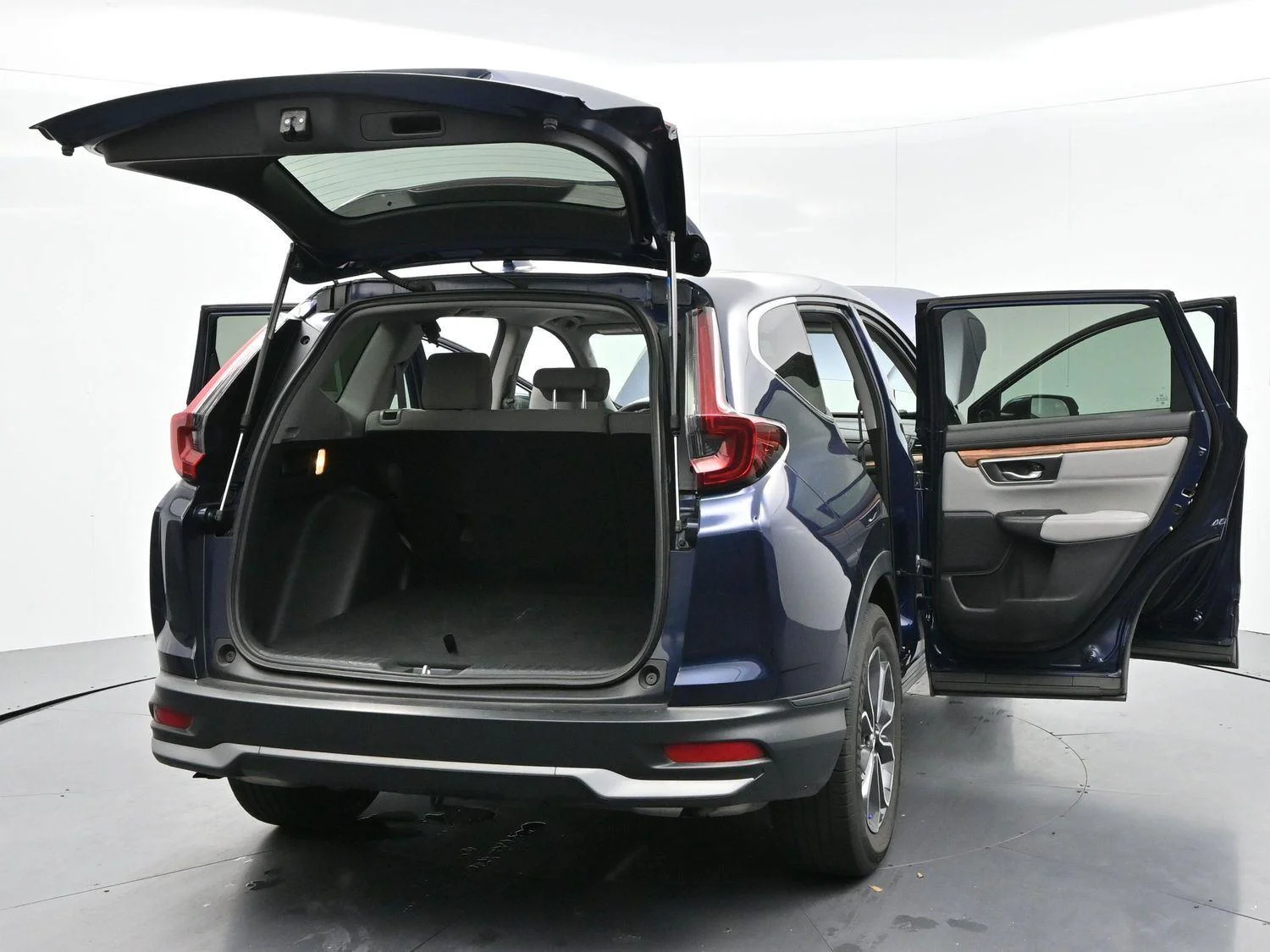 Used 2022 Obsidian Blue Pearl Honda EX image 41