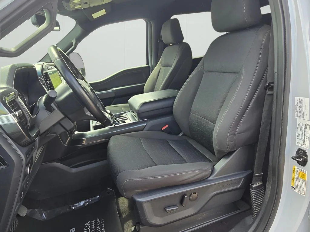 Used 2022 SPACE WHITE METALLIC Ford XLT image 27