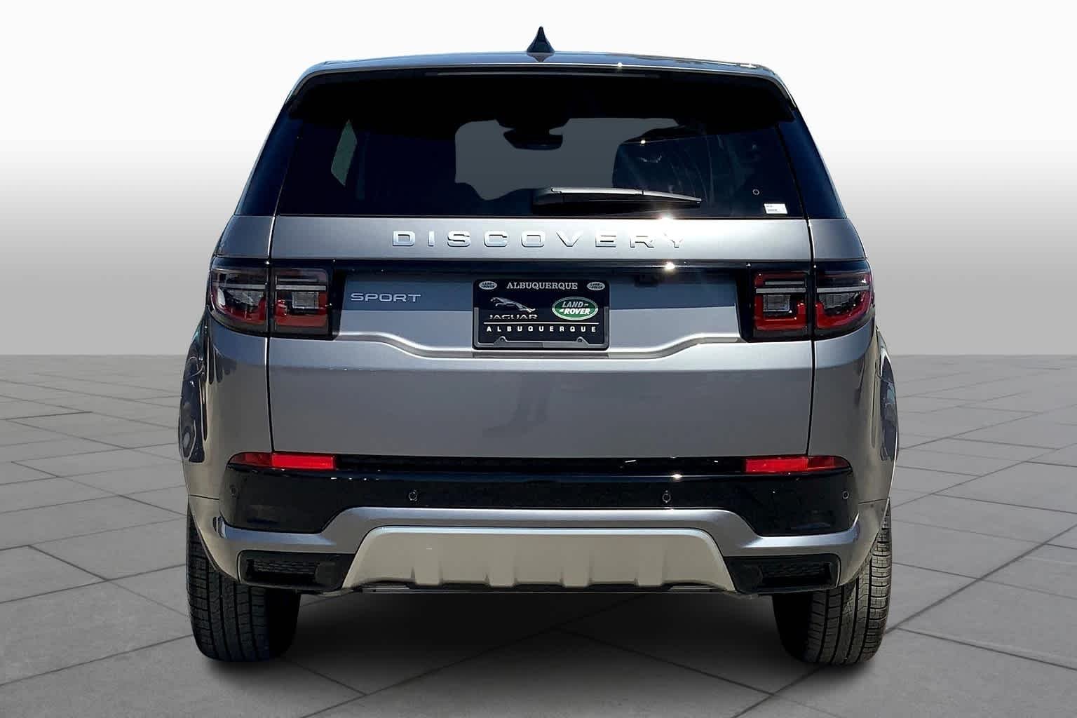 Used 2025 Eiger Grey Metallic Land Rover S image 4