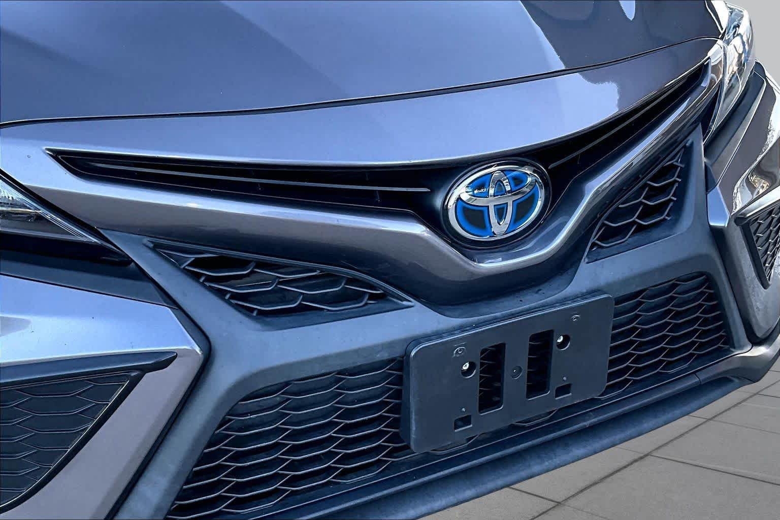 Used 2024 Predawn Gray Mica Toyota Hybrid SE image 30