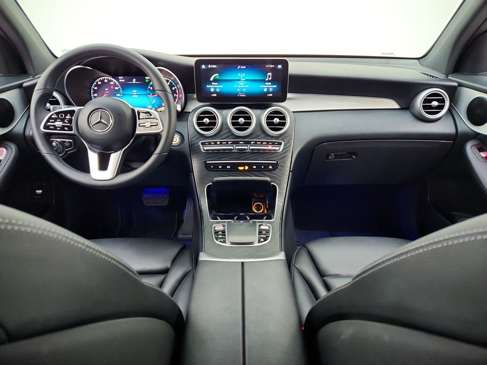 Certified Used 2021 Polar White Mercedes-Benz GLC 300 image 22