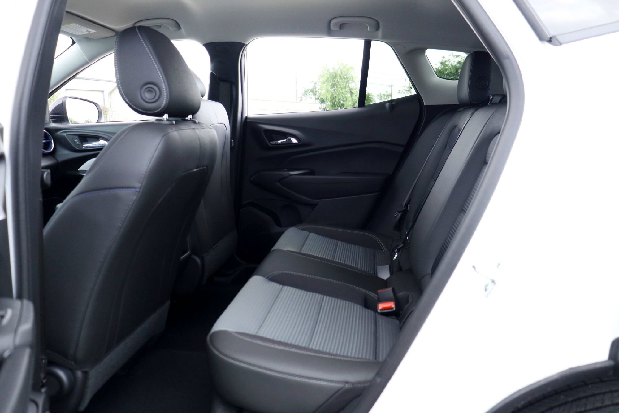 2026 Chevrolet Trax LT - Photo 16