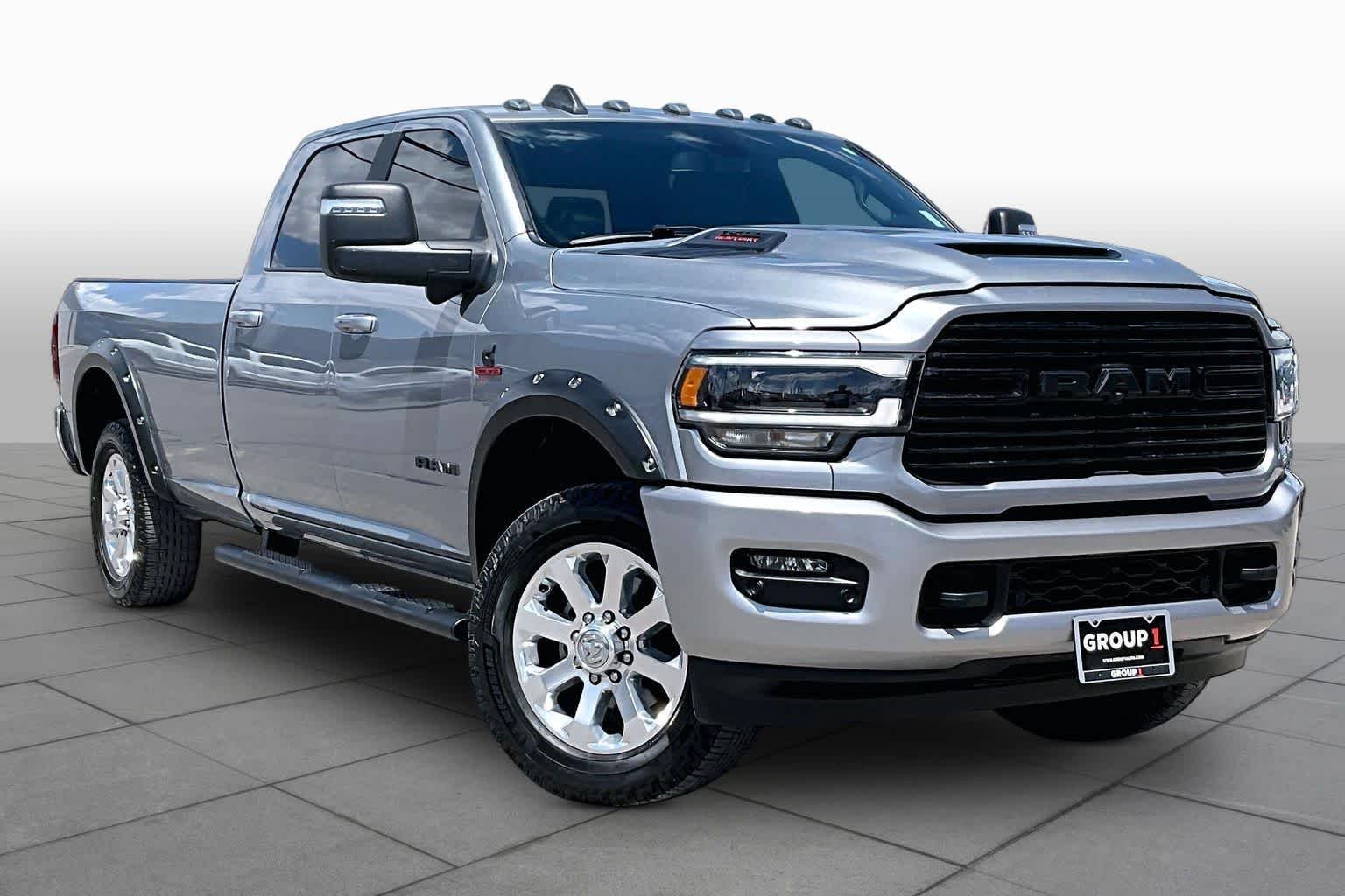 Used 2024 Billet Silver Metallic Clearcoat Ram Laramie image 3