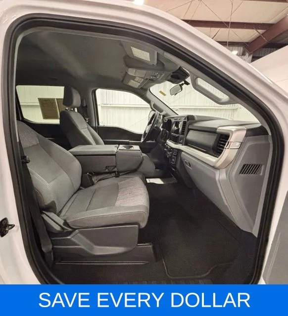 Used 2025 White Ford XLT image 18