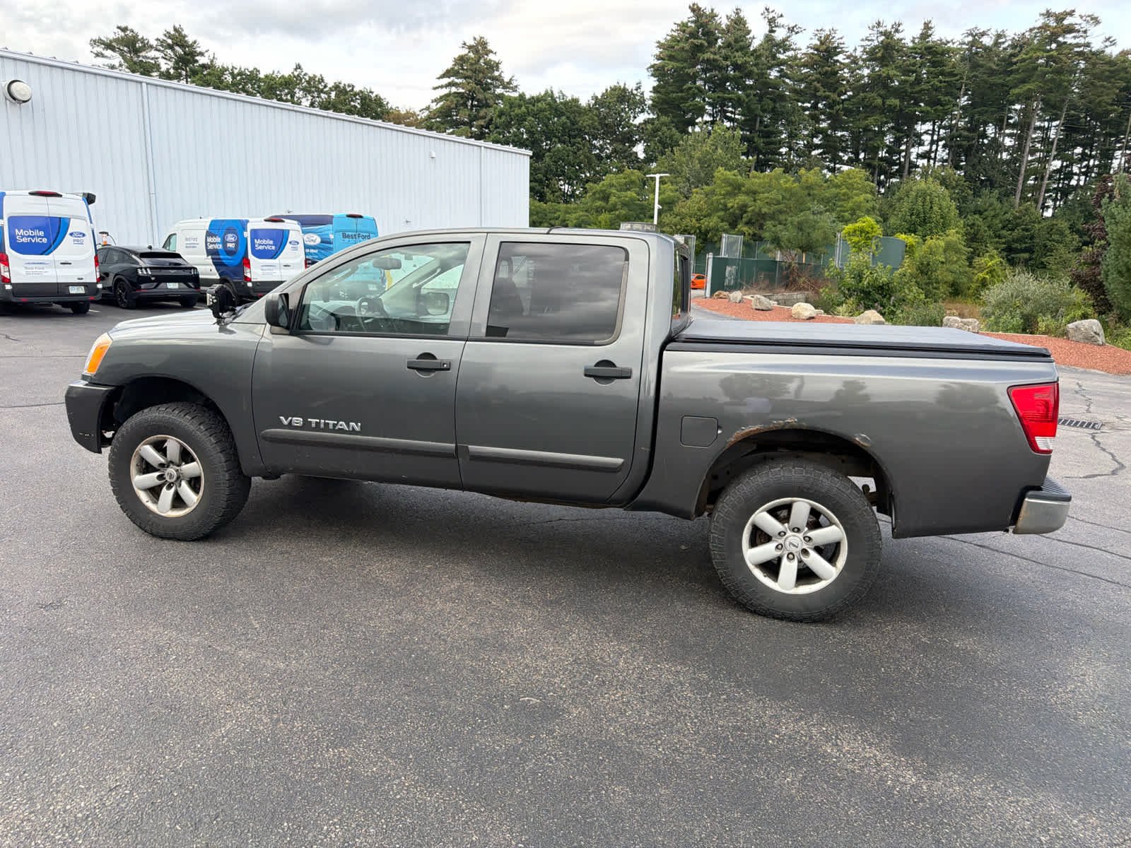 Used 2011 Smoke Nissan SV image 8