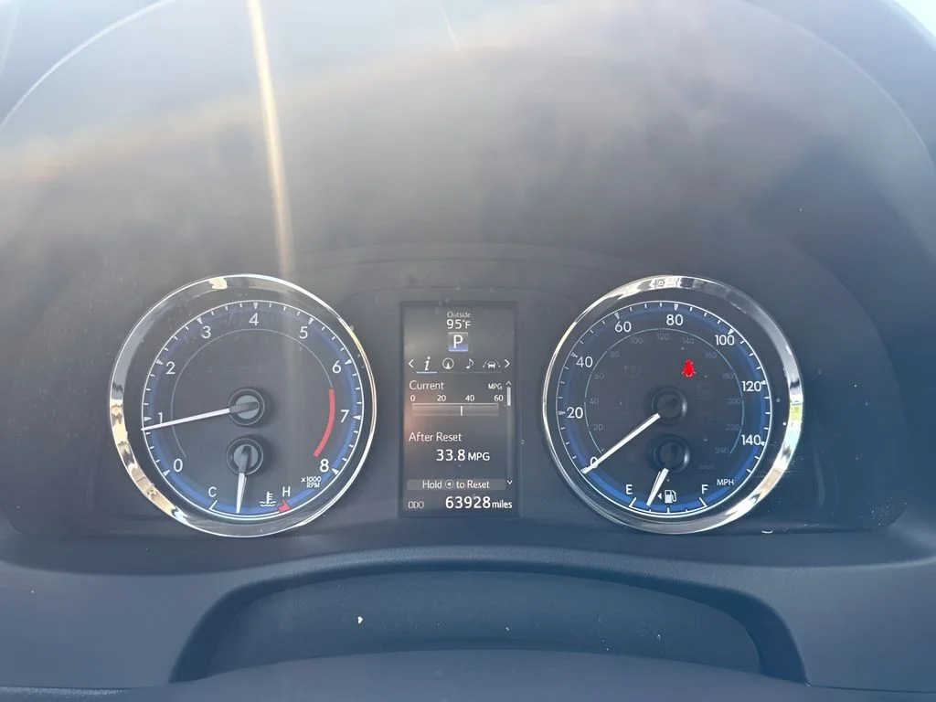 Used 2017 Gray Toyota XLE image 14