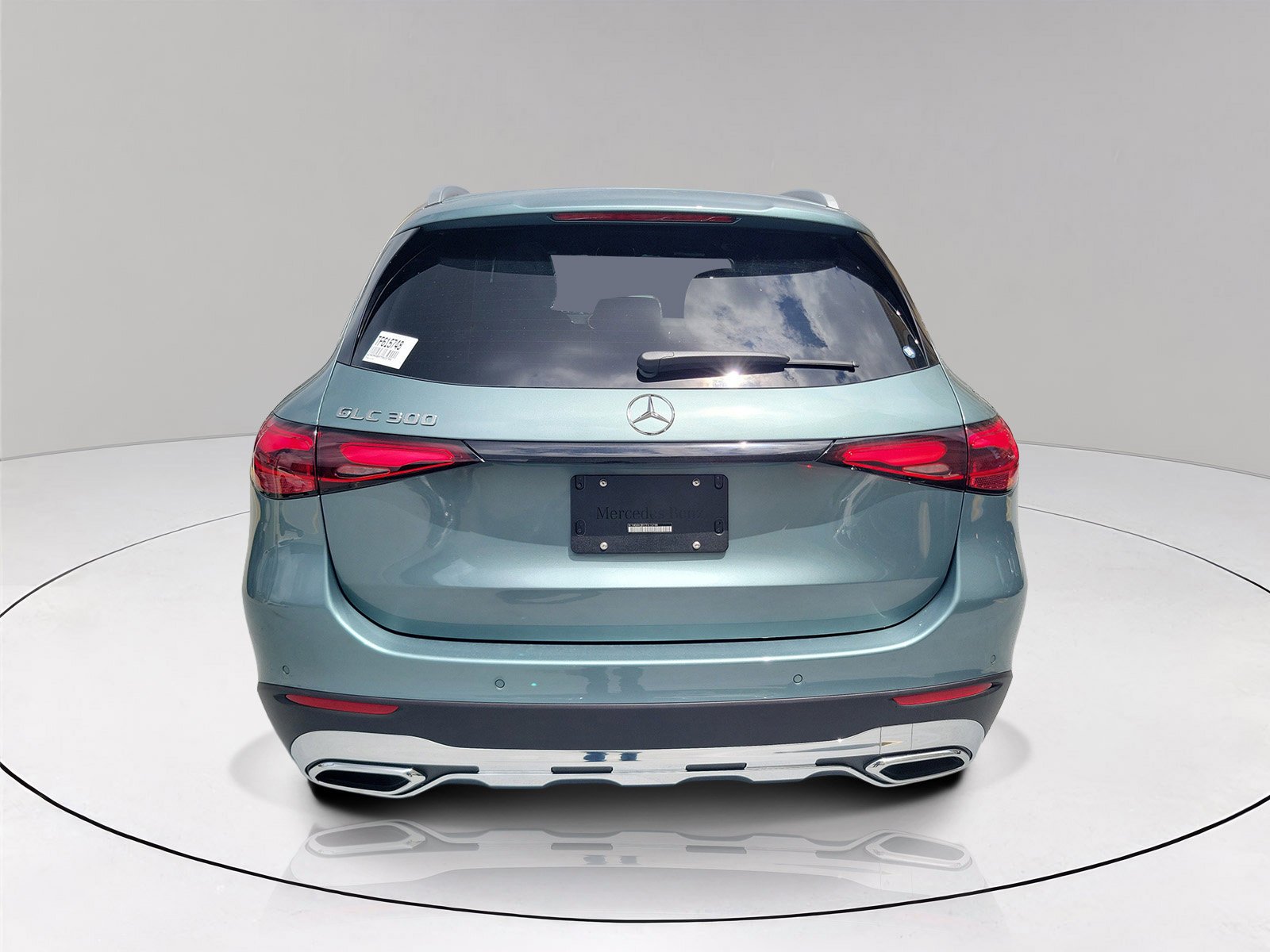 New 2026 Verde Silver Metallic Mercedes-Benz GLC 300 image 34