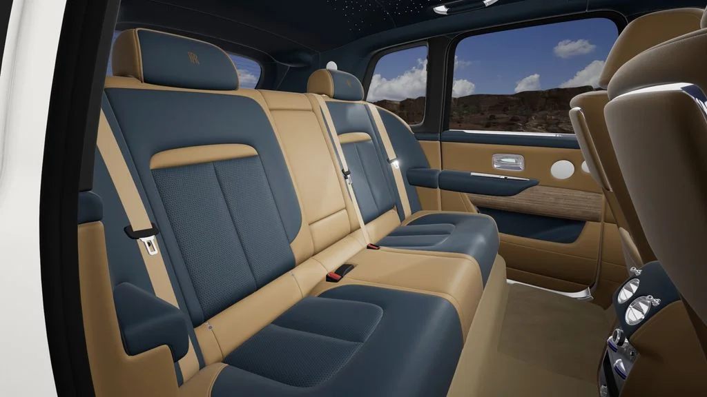 New 2027 White/off-white Rolls-Royce  image 8