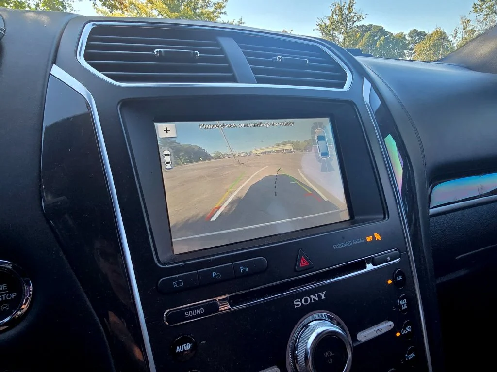 Used 2018 Gray Ford Platinum image 32